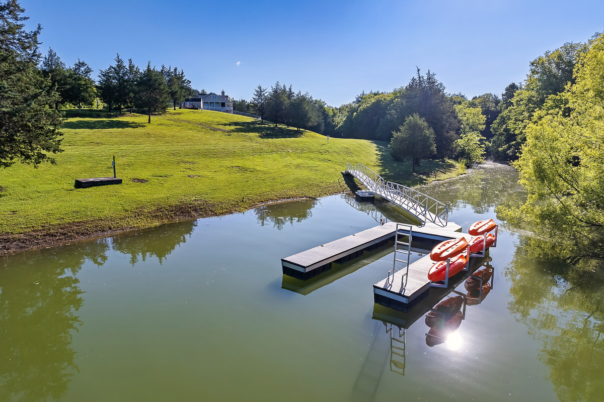 Lake Luxury Exterior